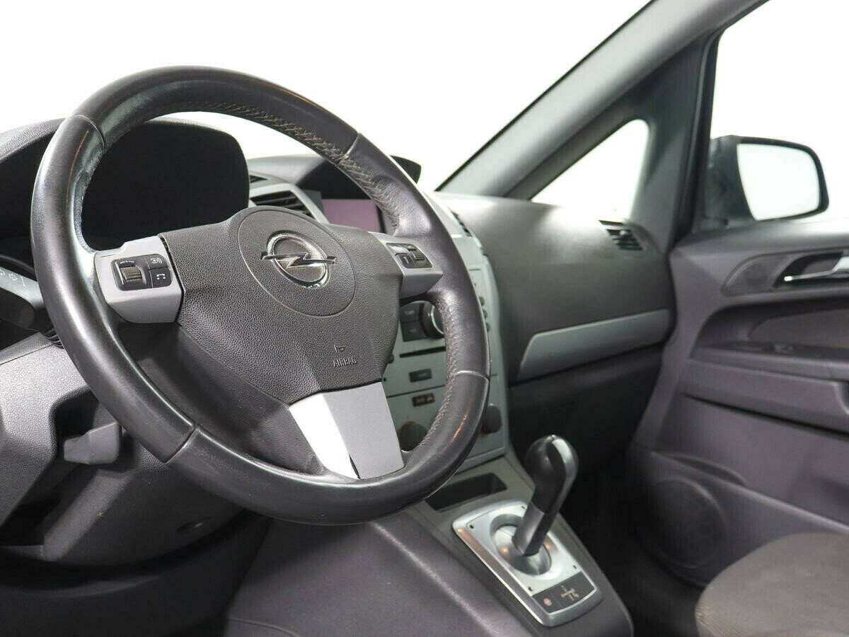 Opel Zafira 1.4 МКПП, 2011, 150 000 км фото 8