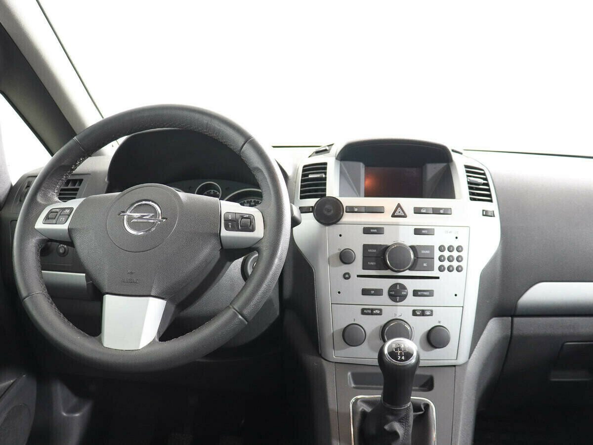 Opel Zafira 1.8 МКПП, 2013, 126 000 км фото 7