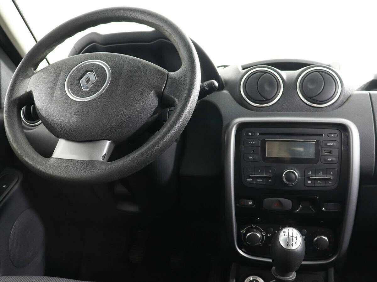 Renault Duster 1.6 МКПП, 2012, 132 000 км фото 7