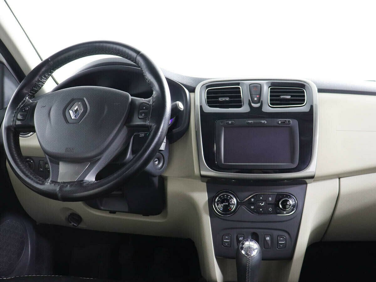 Renault Logan 1.6 МКПП, 2015, 106 000 км фото 6