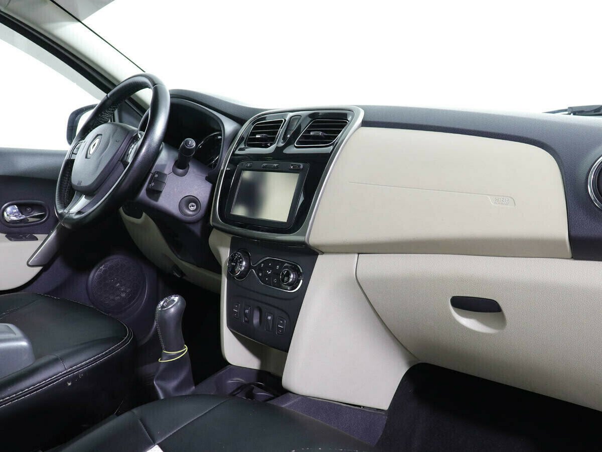 Renault Logan 1.6 МКПП, 2015, 106 000 км фото 7
