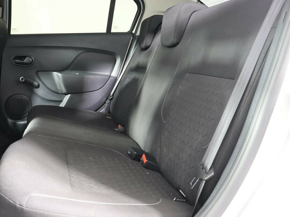 Renault Logan 1.6 АКПП, 2015, 100 000 км фото 9