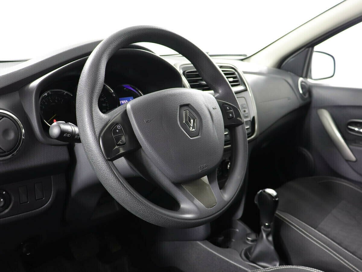 Renault Logan 1.6 АКПП, 2016, 87 000 км фото 8