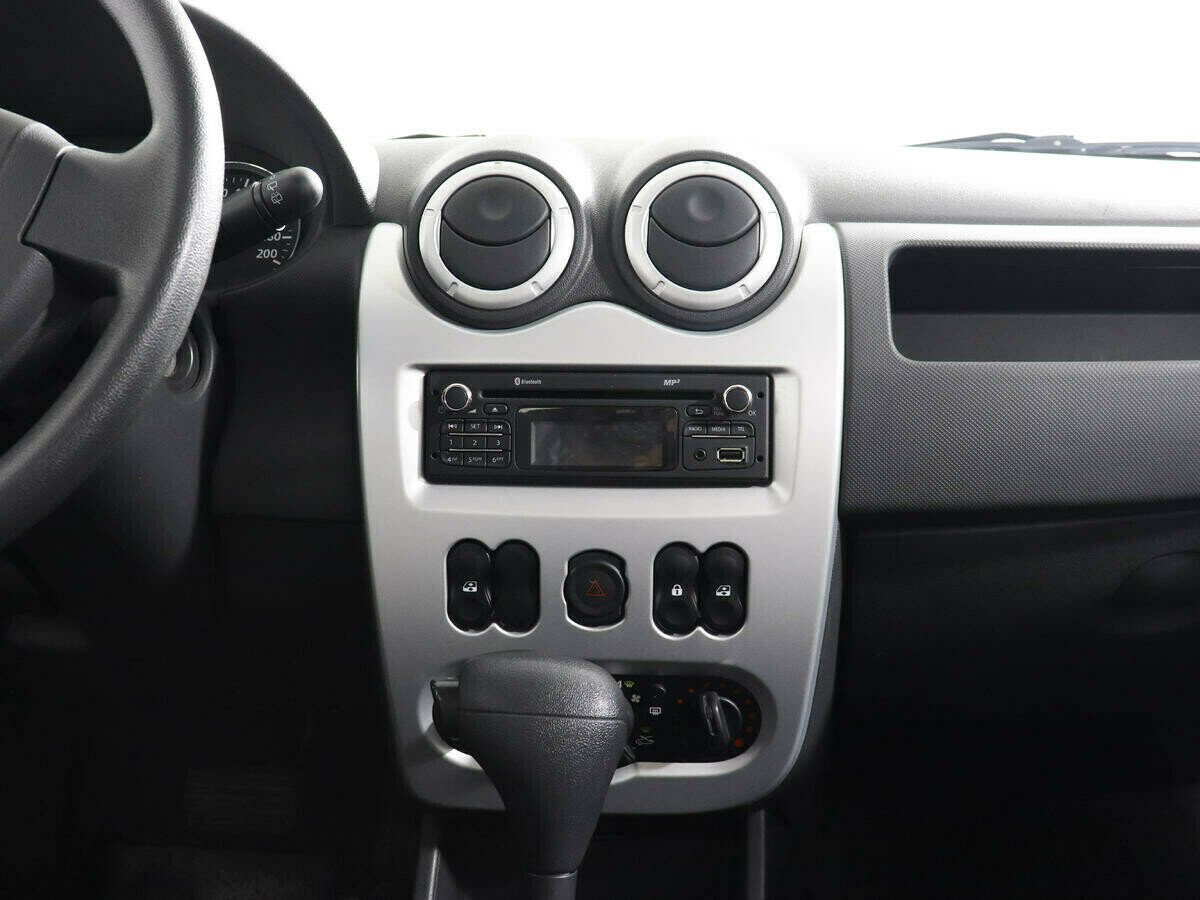 Renault Sandero 1.2 МКПП, 2013, 126 000 км фото 6