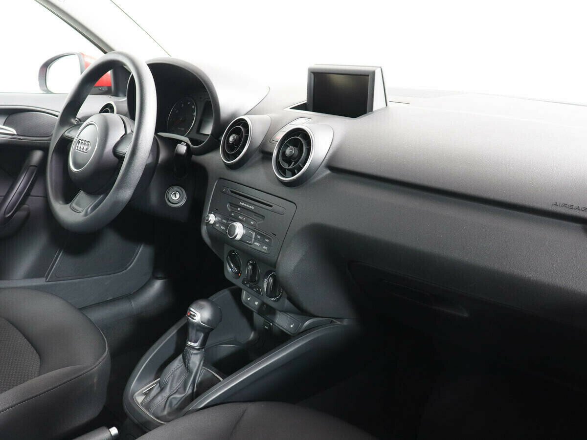 Audi A1 1.4 РКПП, 2013, 123 000 км фото 7