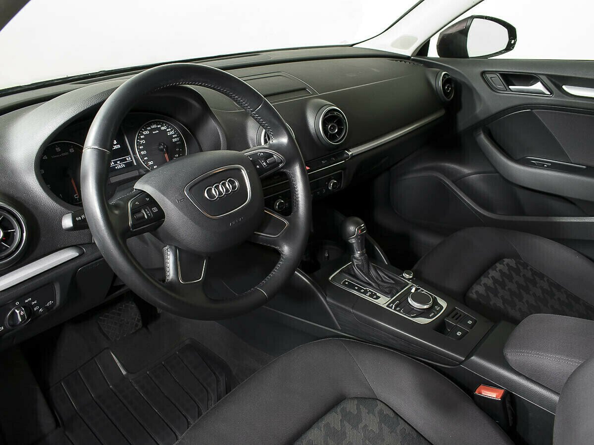 Audi A3 1.4 РКПП, 2015, 85 000 км фото 10