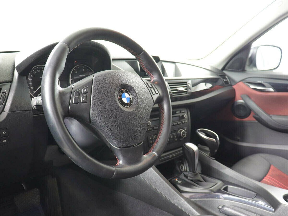 BMW X1 2.0 АКПП, 2012, 144 000 км фото 8
