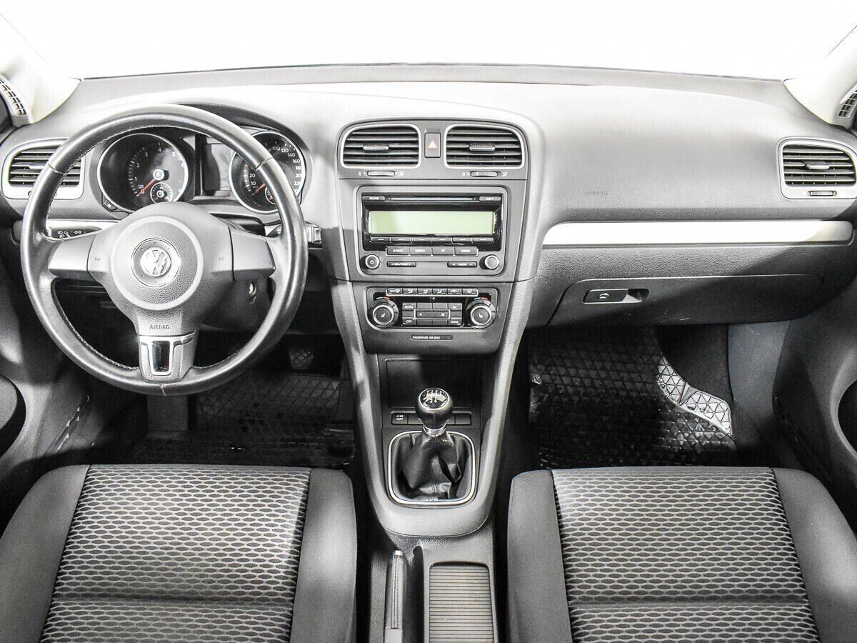 Volkswagen Golf 1.6 МКПП, 2010, 163 000 км фото 5