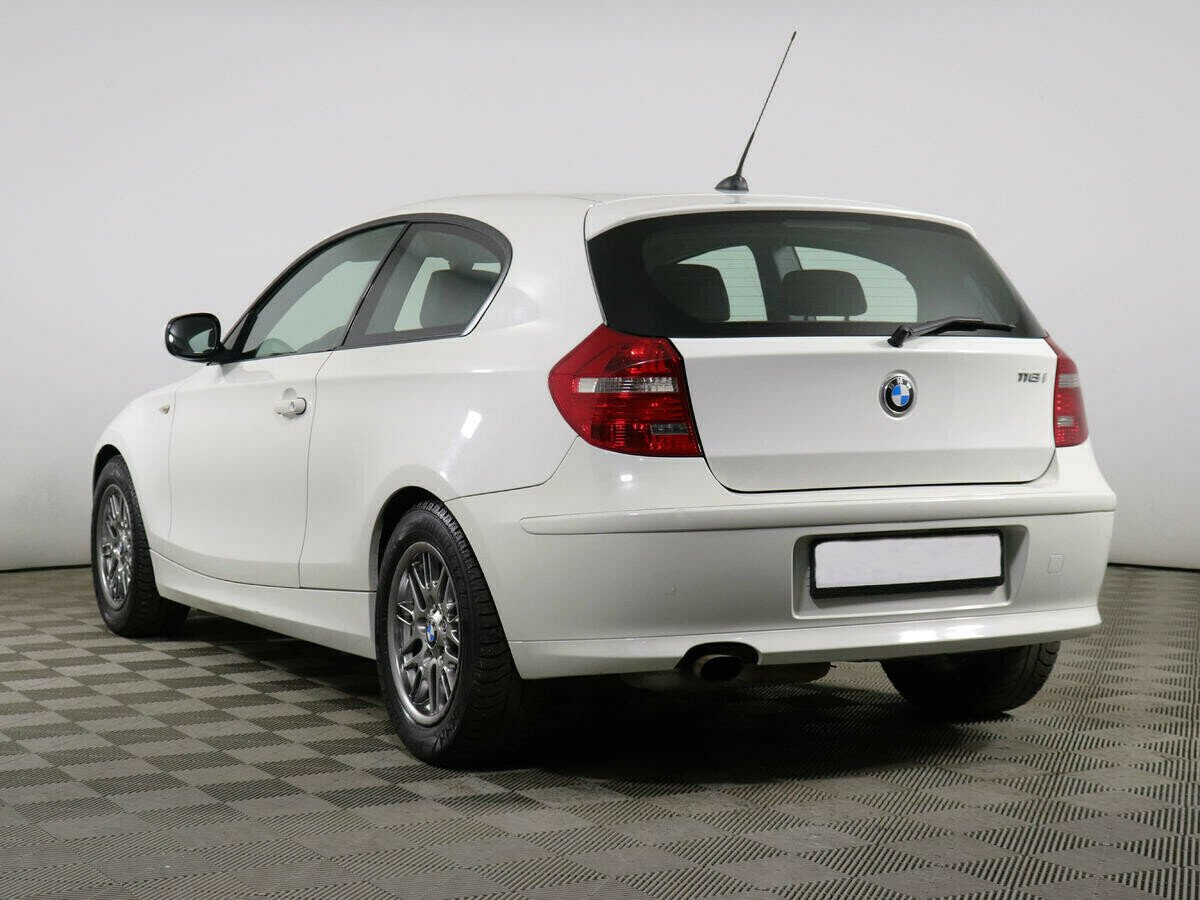BMW 1 серии 2.0 АКПП, 2009, 167 000 км фото 4