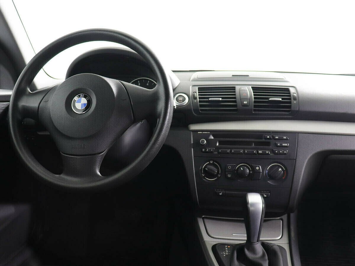 BMW 1 серии 2.0 АКПП, 2009, 167 000 км фото 7