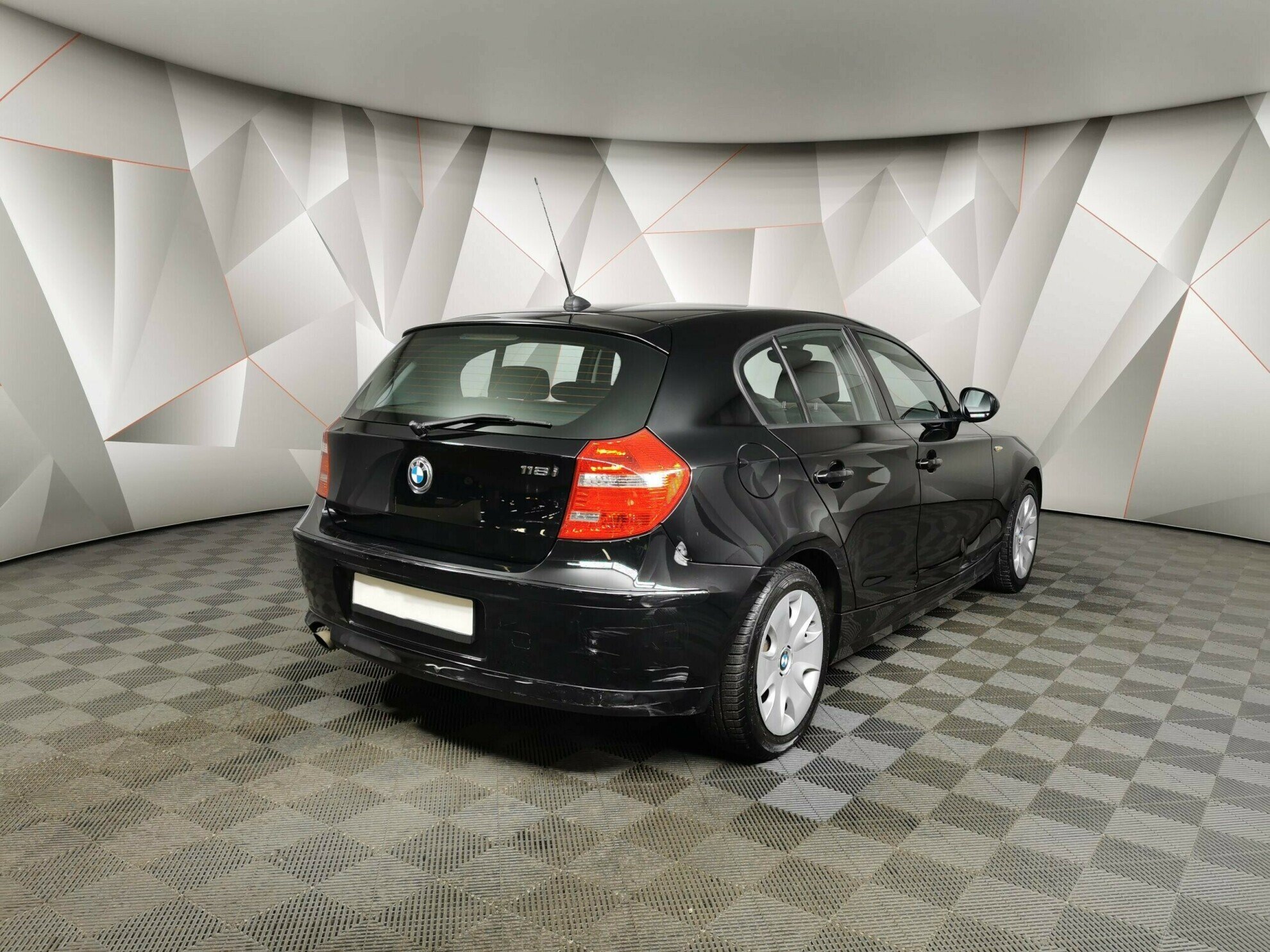 BMW 1 серии 2.0 АКПП, 2011, 150 000 км фото 3