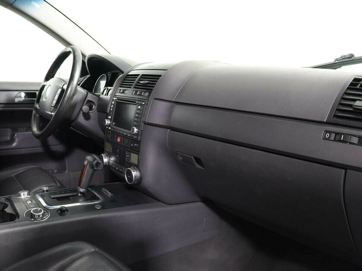 Volkswagen Touareg 3.2 АКПП, 2006, 211 000 км фото 5