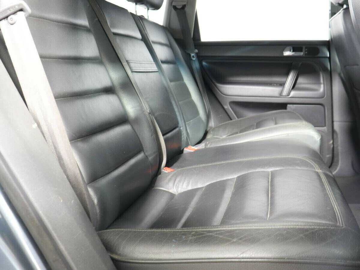 Volkswagen Touareg 3.2 АКПП, 2006, 211 000 км фото 8