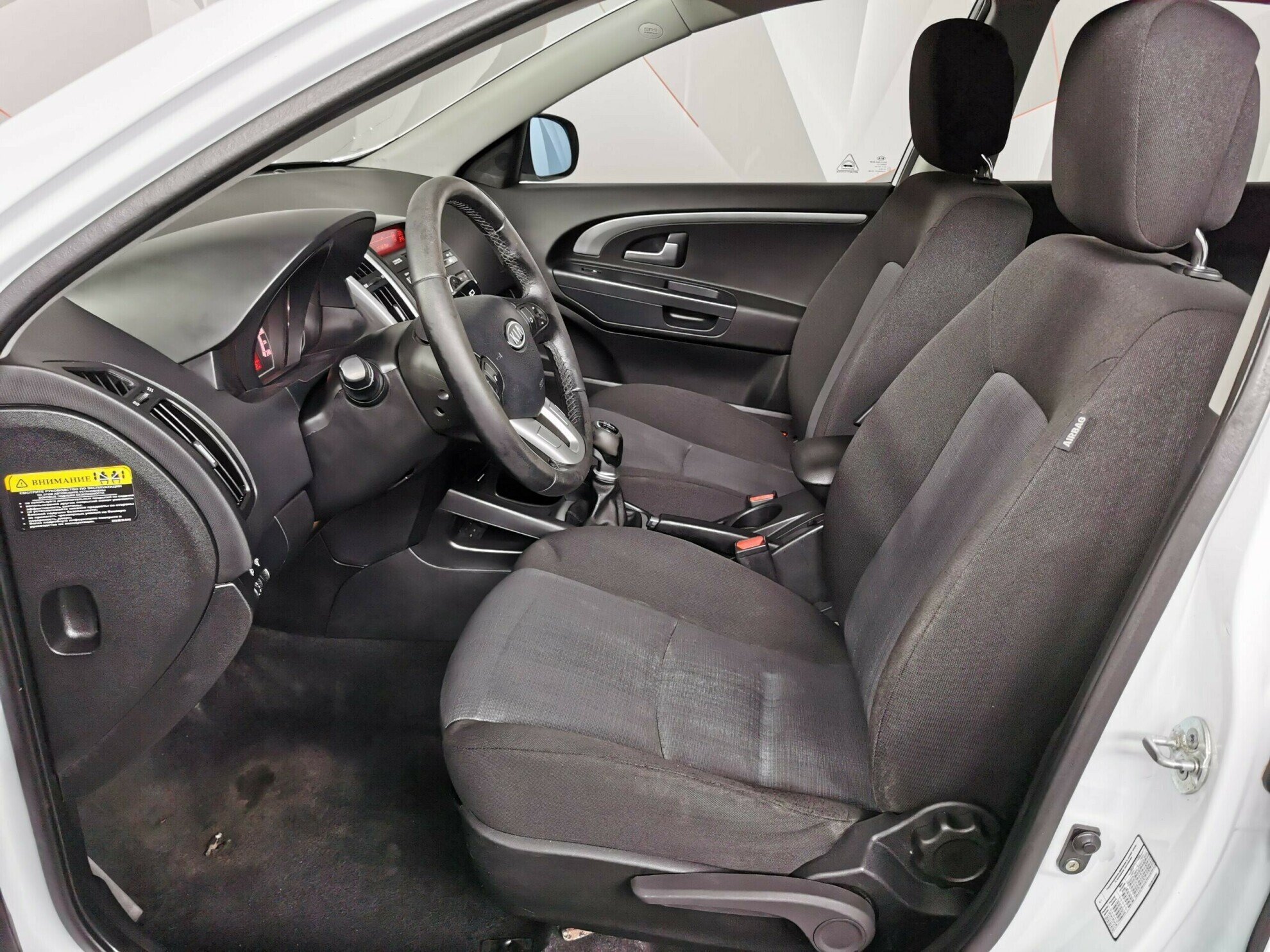 Kia Ceed 1.6 МКПП, 2010, 161 000 км фото 11