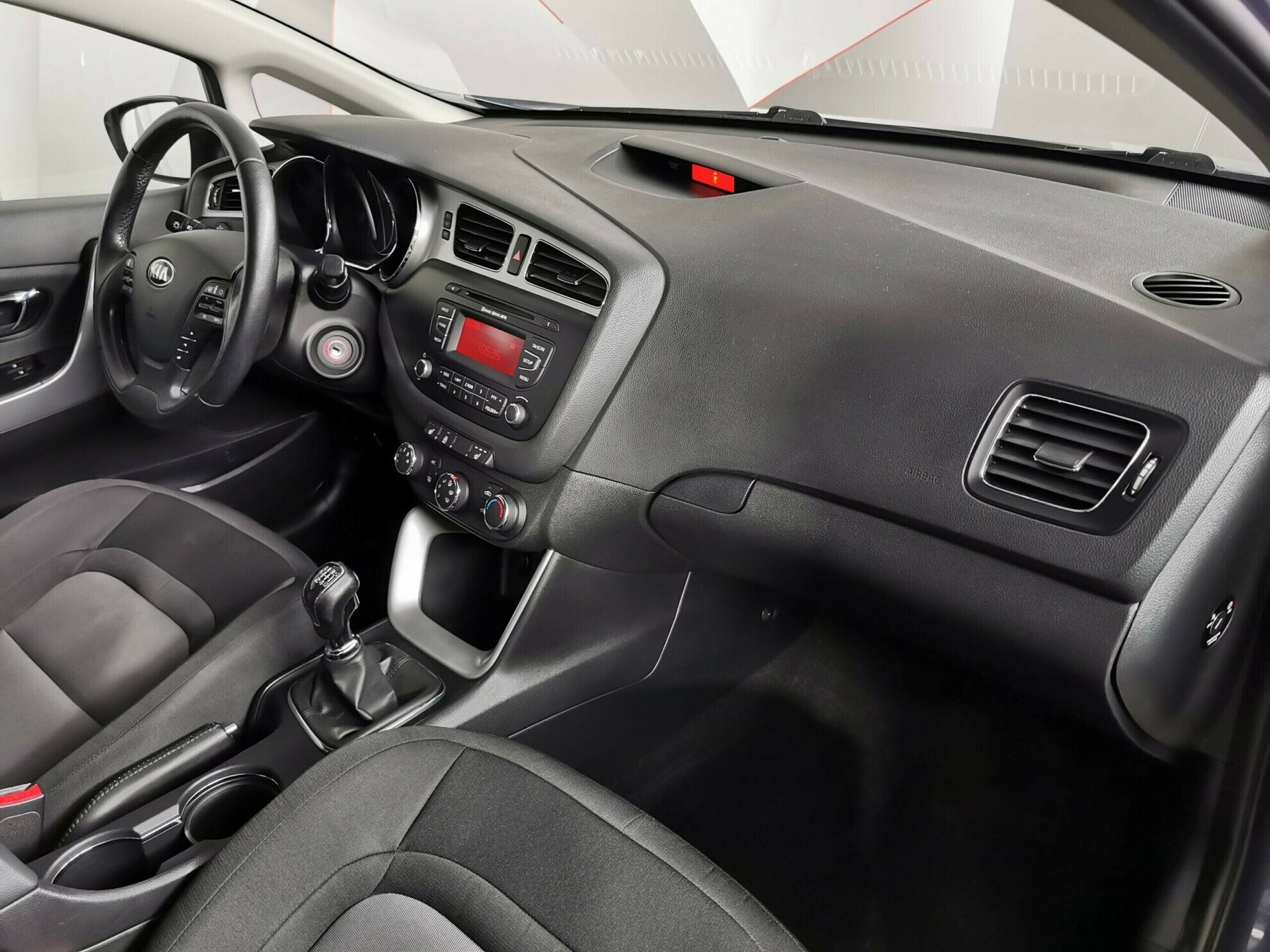 Kia Ceed 1.6 МКПП, 2013, 131 000 км фото 6